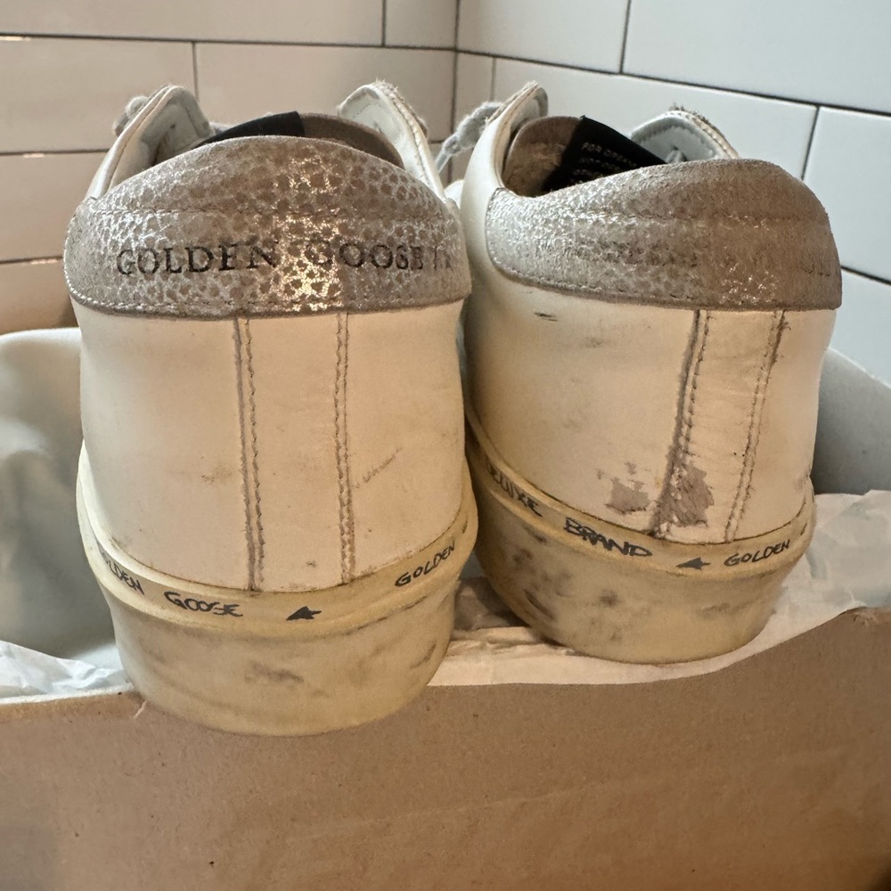 Golden Goose Sneakers with Star Accent - Picture 3 of 8